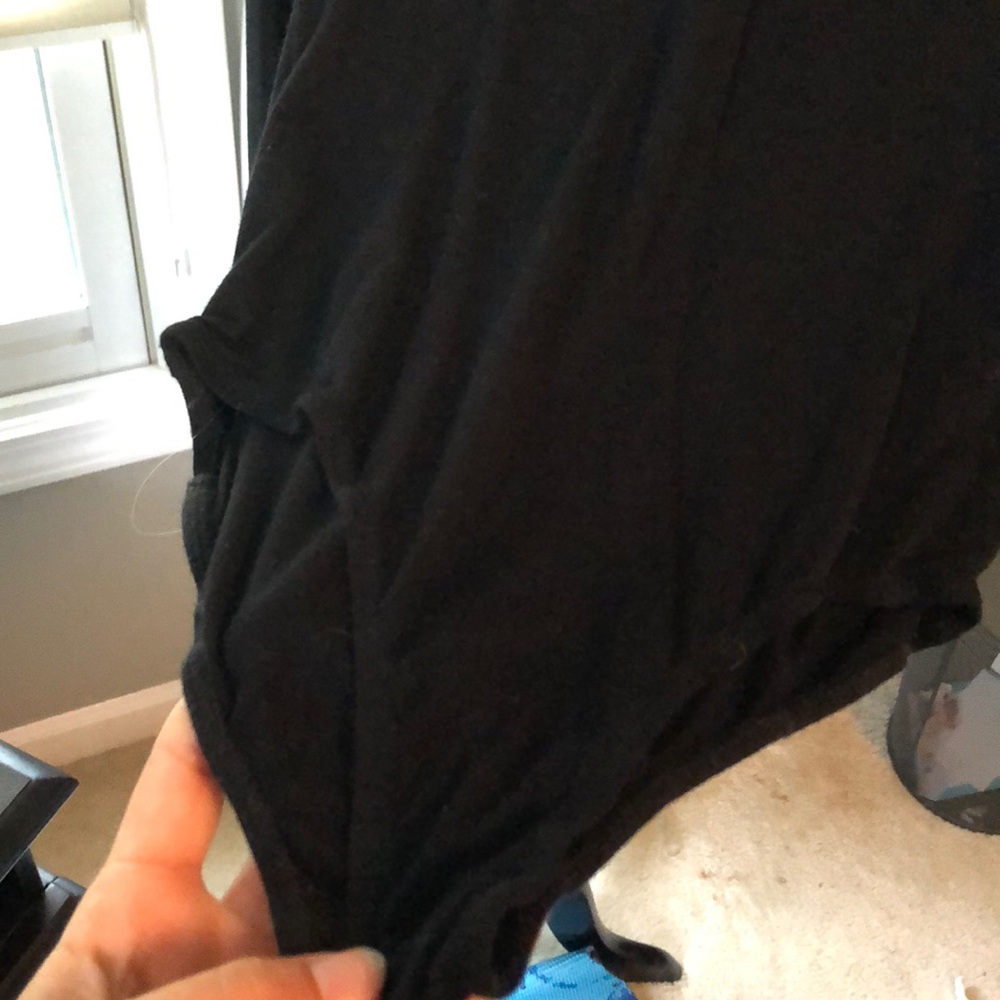 Simple and Basic Black Low Cut Bodysuit - Picture 4 of 8